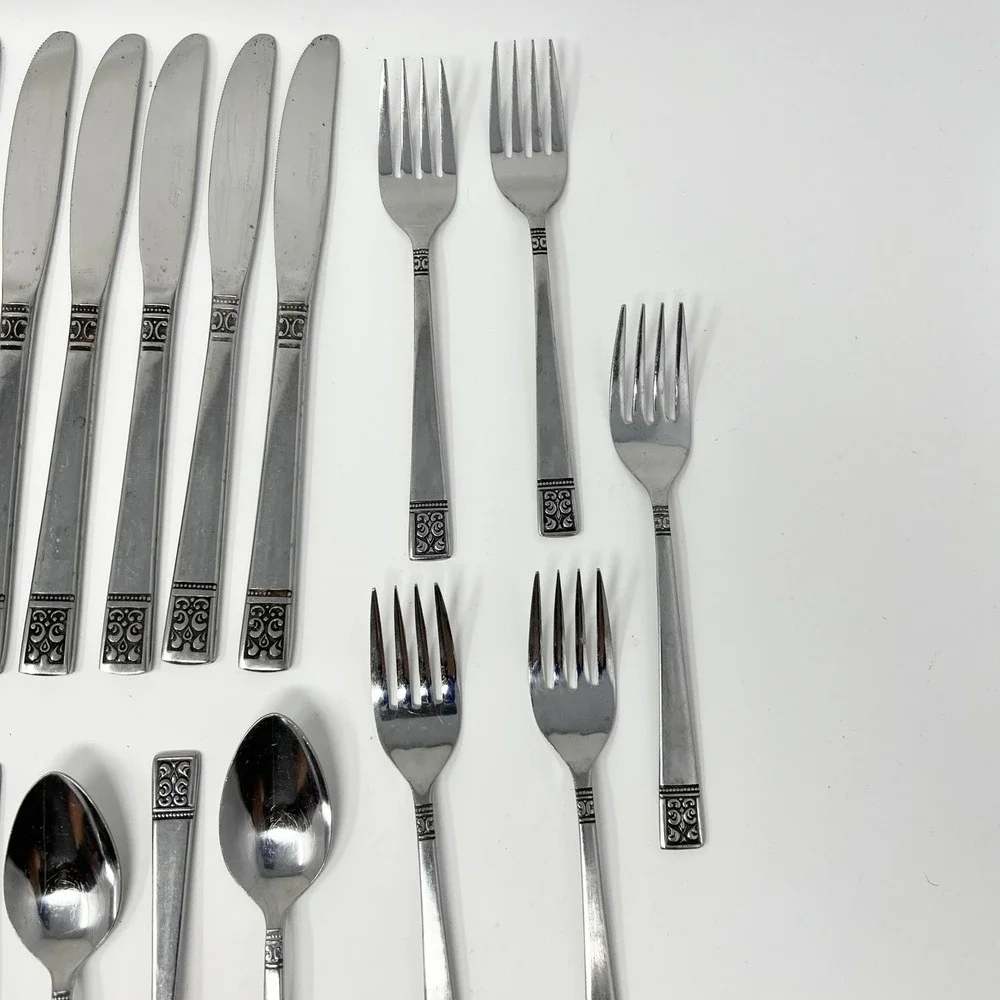 Vintage Custom Design CUD1 Stainless Japan Flatware Set 31 Pc MCM Scroll Pattern